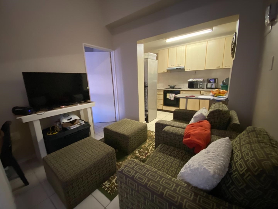1 Bedroom Property for Sale in Wynberg Western Cape